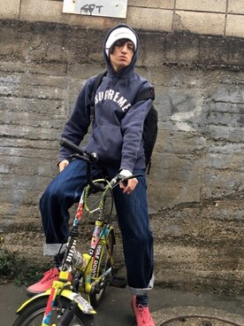 「Gosha Rubchinskiy（ゴーシャラブチンスキー）のアイテム（ニットキャップ/ビーニー）」を使った、やんねさん（メンズ・180cm）の冬コーディネート