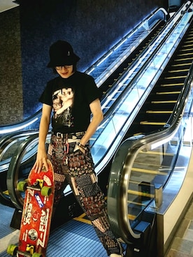 「PUBLIC SCHOOL（パブリックスクール）のアイテム（パンツ）」を使った、やんねさん（メンズ・180cm）の秋コーディネート
