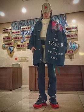 「バーバリー」｜「アイテム（デニムジャケット）」を使った、やんねさん（メンズ・180cm）の秋コーディネート