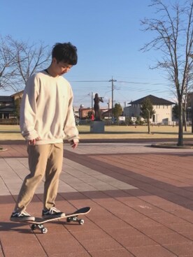 「Gramicci（グラミチ）のアイテム（スウェット）」を使った、ゆうきさん（メンズ・165cm）の春コーディネート