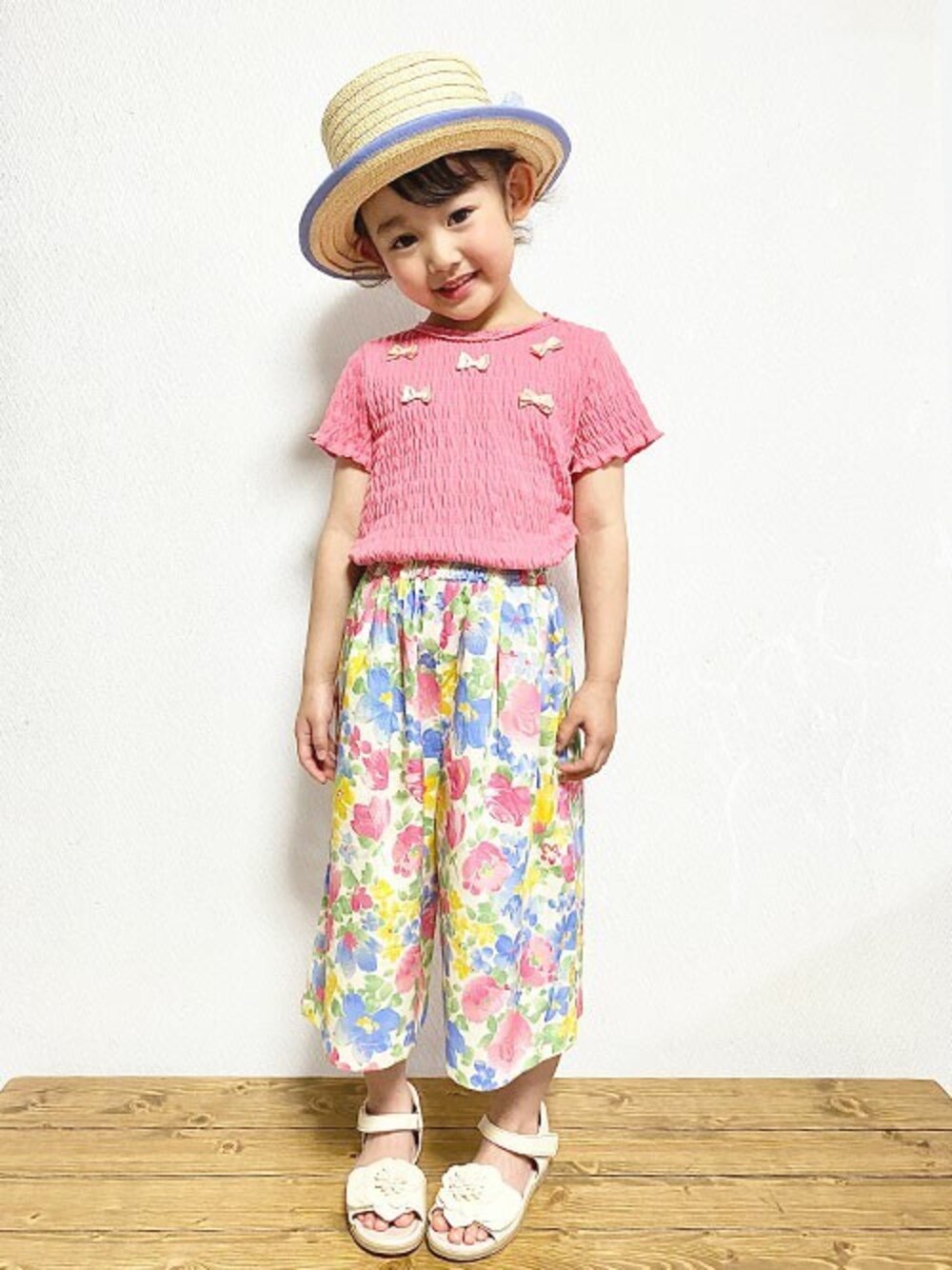 「キッズコーデ、女の子コーデ、おんなのこ、KP、女の子ママ、おんなのこコーデ、ニットプランナー」｜「KPのシャーリング天竺半袖Tシャツ(100-130cm)（Tシャツ/カットソー、ピンク系）」を使った、KPさん（キッズ・105cm）の夏コーディネートの1枚目の写真