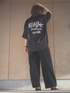 「センタープレスパンツ」｜「アイテム（腕時計）」を使った、tomyさん（レディース・163cm）の春コーディネート