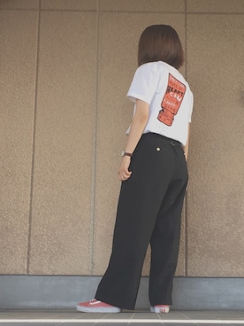 「センタープレスパンツ」｜「アイテム（腕時計）」を使った、tomyさん（レディース・163cm）の春コーディネート