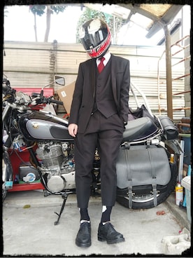 「スリーピース」｜「アイテム（セットアップ）」を使った、うつけさん（メンズ・173cm）の春コーディネート