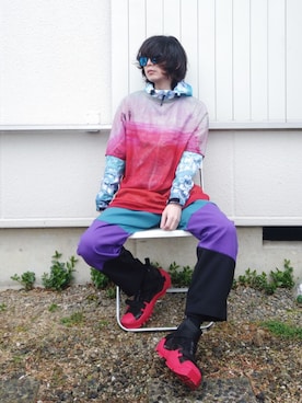 「hatra（ハトラ）のアイテム（Tシャツ/カットソー）」を使った、うつけさん（メンズ・173cm）の春コーディネート
