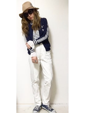 「ROXY（ロキシー）のアイテム（スタジャン）」を使った、Kotomi Minagawaさん（レディース・169cm）の冬コーディネート
