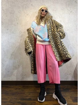 「Jeffrey Campbell（ジェフリーキャンベル）のアイテム（スニーカー）」を使った、Kotomi Minagawaさん（レディース・169cm）の冬コーディネート