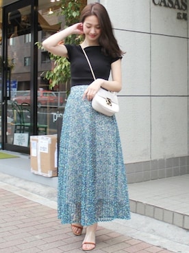 「アイテム（サンダル、その他）」を使った、長澤 実果さん（レディース・160cm）の春コーディネート