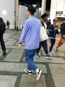 「ブルー x ホワイト」｜「アイテム（その他）」を使った、エグチさん（メンズ・175cm）の春コーディネート