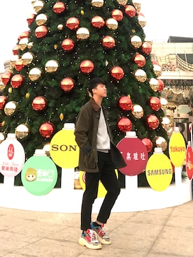 「BALENCIAGA」｜「アイテム（ダッフルコート）」を使った、EricZhongさん（メンズ・178cm）の冬コーディネート