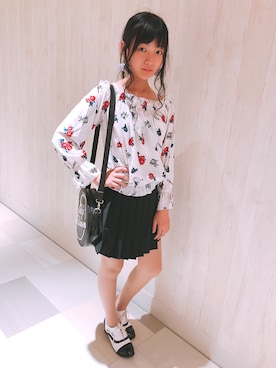「アイテム（バッグ）」を使った、葵さん（キッズ・152cm・10代）の秋コーディネート