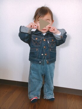 「Carhartt（カーハート）のアイテム（サロペット/オーバーオール）」を使った、naaaさん（キッズ・80cm）の冬コーディネート