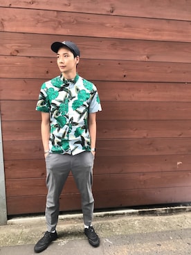 「アイテム（トップス）」を使った、FUMIYAさん（メンズ・190cm）の夏コーディネート