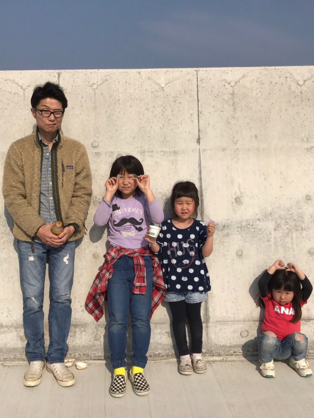 「SURF、ノーサーフ、海、patagonia、rrl、UNIQLO、converse」｜「patagoniaのRetro-x cardigan 
（その他アウター、ベージュ系）」を使った、NOSERIDERRR さん（メンズ・165cm）の春コーディネートの1枚目の写真