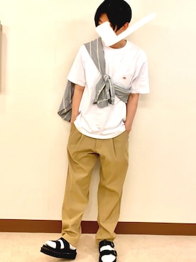 「STUDIOUS（ステュディオス）のアイテム（チノパンツ）」を使った、kazuyaさん（メンズ・167cm）の夏コーディネート