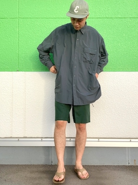 「グラミチ別注」｜「アイテム（帽子）」を使った、オオサコゲンキさん（メンズ・183cm）の春コーディネート