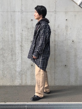 「Gramicci（グラミチ）のアイテム（パーカー）」を使った、YUKIさん（メンズ・164cm）の秋コーディネート
