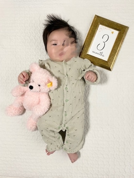 「アイテム（ロンパース、グリーン系）」を使った、じじじ❇︎さん（キッズ・60cm）の冬コーディネート