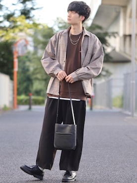 「INTER FACTORY（インターファクトリー）のファッションインフルエンサー じーの × INTER FACTORY　2wayワイドパンツ（その他パンツ）」を使った、Fujino Masaruさん（メンズ・181cm）の秋コーディネート