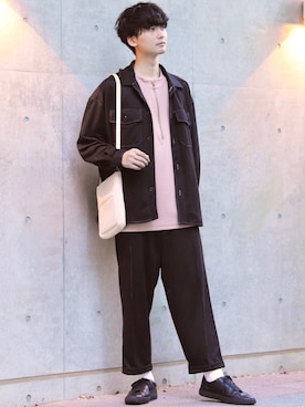 「DOOPZ（ドープス）のアイテム（スニーカー）」を使った、Fujino Masaruさん（メンズ・181cm）の秋コーディネート