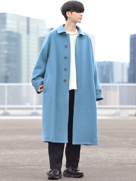 「白ニット」｜「アイテム（ステンカラーコート）」を使った、Fujino Masaruさん（メンズ・180cm）の春コーディネート