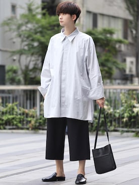 「SHAREEF（シャリーフ）のアイテム（その他パンツ）」を使った、Fujino Masaruさん（メンズ・180cm）の夏コーディネート