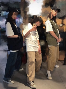 「adidas Originals（アディダスオリジナルス）のアイテム（スニーカー、ホワイト系）」を使った、zoeさん（レディース・163cm）の秋コーディネート