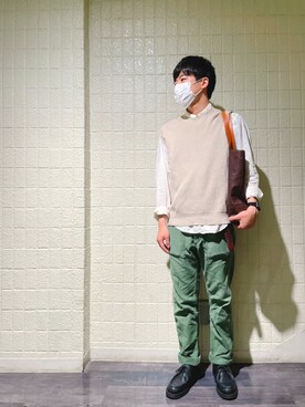 「白シャツ×ニット」｜abetoさん（メンズ・168cm）の夏コーディネート