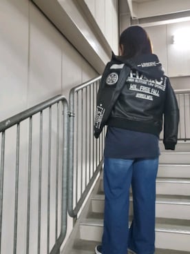 「アイテム（ポロシャツ）」を使った、AYNさん（レディース・157cm）の秋コーディネート