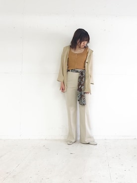 「シルバーシューズ」｜「アイテム（その他アウター）」を使った、rioさん（レディース・160cm）の春コーディネート
