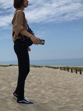 「iphoria（アイフォリア）のアイテム」を使った、norinoriyさん（レディース・157cm）の春コーディネート