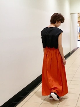 「アイテム（スカート、オレンジ系）」を使った、aiさん（レディース・157cm）の夏コーディネート