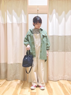 「Samansa Mos2 blue（サマンサモスモスブルー）のアイテム（その他アウター）」を使った、む ら ま つさん（レディース・148cm）の春コーディネート