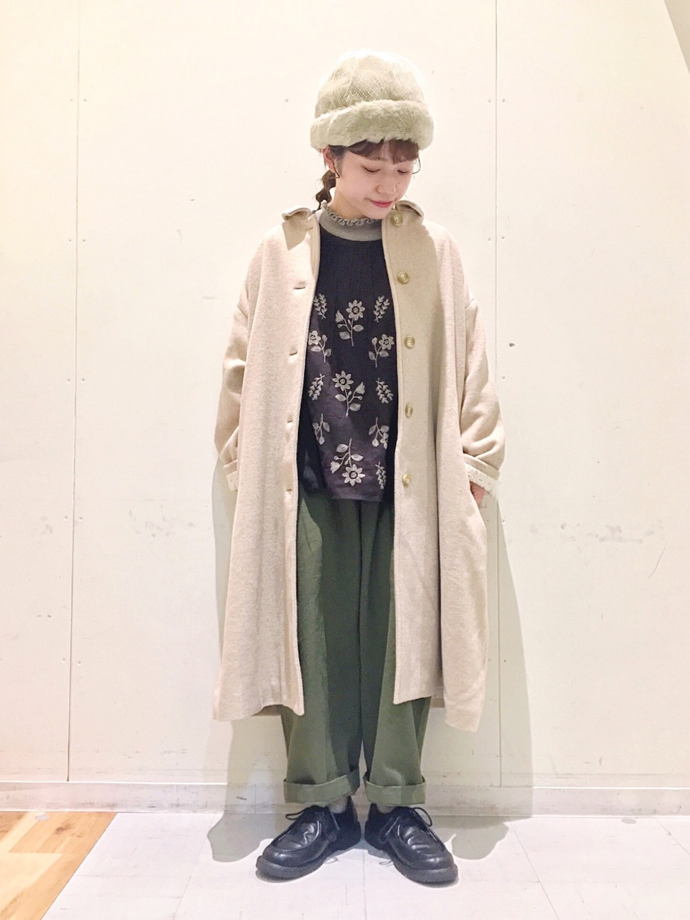 Samansa Mos2（サマンサ モスモス）の「レース背裏ウール混コート