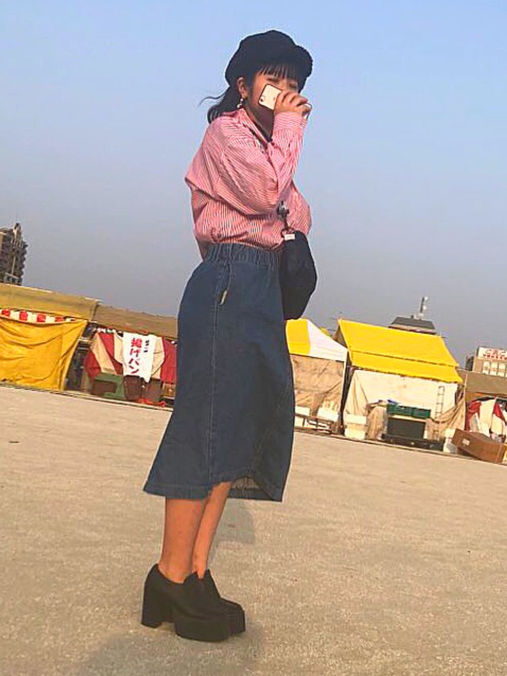 「春、花見、シャツ」｜「FOREVER 21のアイテム（シャツ/ブラウス、レッド系）」を使った、michikaさん（レディース・155cm）の春コーディネートの1枚目の写真
