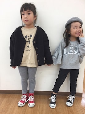 「AZUL by moussy（アズールバイマウジー）のアイテム（スウェット）」を使った、koyukiさん（キッズ・100cm）の秋コーディネート