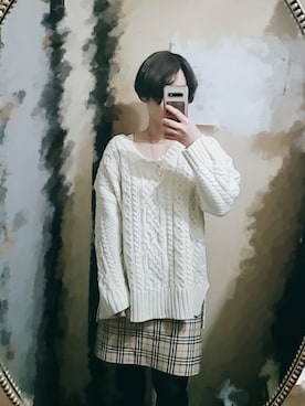 AVAN LILY（アヴァンリリィ）の「Vネックケーブルニットトップス