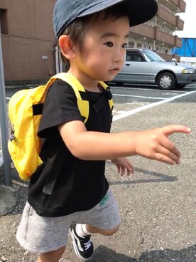 「BeBe（ベベ）のアイテム（バッグ）」を使った、ittetsuさん（キッズ・80cm）の秋コーディネート