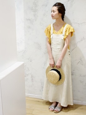 「ラッフルスリーブ」｜「アイテム（スカート）」を使った、Chikaさん（レディース・158cm）の春コーディネート