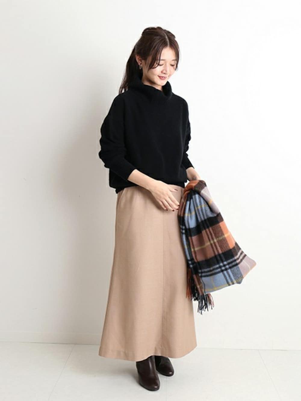 【未使用美品】SLOBE IENA スローブイエナ ウールラクーンタートルニット SLOBE IENA（スローブイエナ）の「ウールラクーンタートルニット