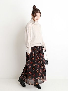 【未使用美品】SLOBE IENA スローブイエナ ウールラクーンタートルニット SLOBE IENA（スローブイエナ）の「ウールラクーンタートルニット