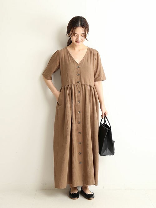【極美品】スローブイエナ　フロントボタンVネック ロングワンピース【手洗い可能】 SLOBE IENA（スローブイエナ）の「フロントボタンVネック ロング