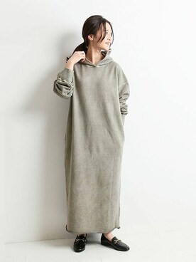 「SLOBE IENA（スローブイエナ）のアイテム（ローファー）」を使った、Chikaさん（レディース・158cm）の秋コーディネート