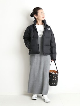 「THE NORTH FACE」｜「アイテム（ジャンパースカート）」を使った、Chikaさん（レディース・158cm）の秋コーディネート