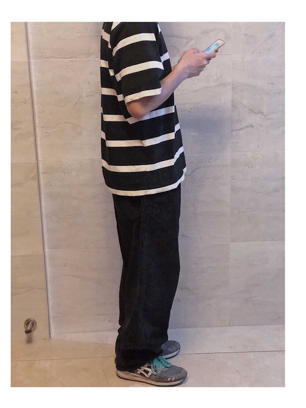 「UNIQLO」｜「UNIQLOのアイテム（Tシャツ/カットソー、その他）」を使った、user_729さん（メンズ・165cm）の春コーディネートの1枚目の写真