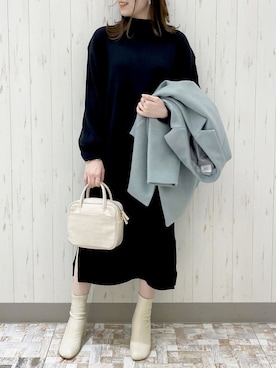 「ミントグリーン」｜「アイテム（ボストンバッグ）」を使った、manaty.さん（レディース・159cm）の冬コーディネート