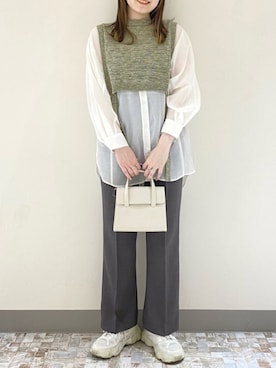 「GRL（グレイル）のアイテム（スニーカー）」を使った、manaty.さん（レディース・159cm）の春コーディネート
