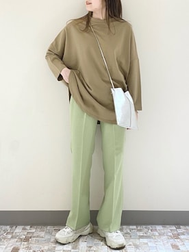 「GRL（グレイル）のアイテム（スニーカー）」を使った、manaty.さん（レディース・159cm）の春コーディネート