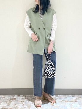 「アイテム（サンダル、ゴールド系）」を使った、manaty.さん（レディース・159cm）の春コーディネート