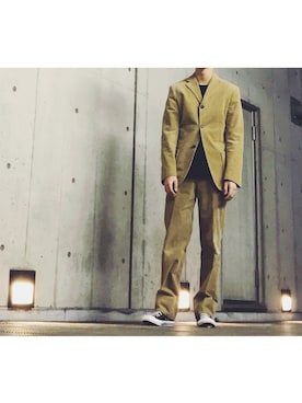 「JIL SANDER（ジルサンダー）のアイテム（テーラードジャケット、ベージュ系）」を使った、ニケさん（メンズ・180cm）の春コーディネート